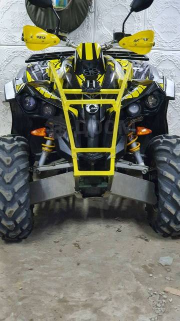 BRP Can-Am Renegade 800. ,  \,   