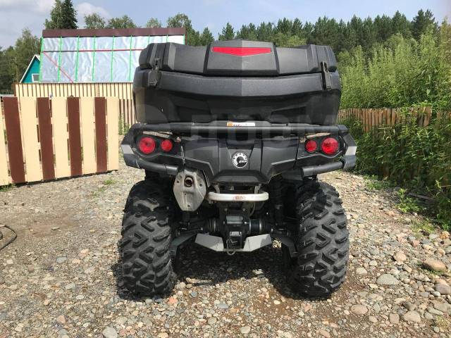 BRP Can-Am Outlander Max 650 XT. ,  \,   