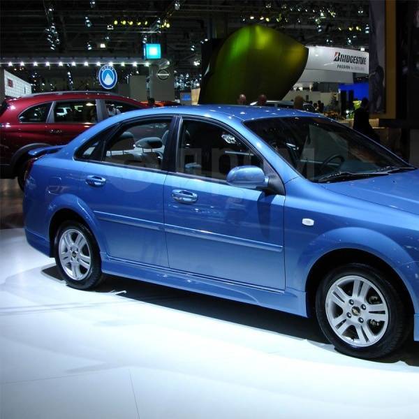 Chevrolet Lacetti 2008 хэтчбек в обвесах