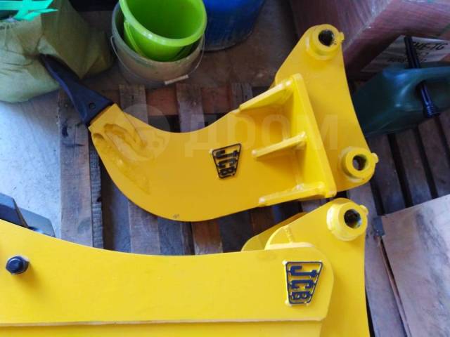 зуб ковша jcb 3cx. клык jcb. зуб ковша jcb,то-49 вильчатый. зуб рыхлитель jcb 3cx. зуб заднего ковша jcb 3cx.