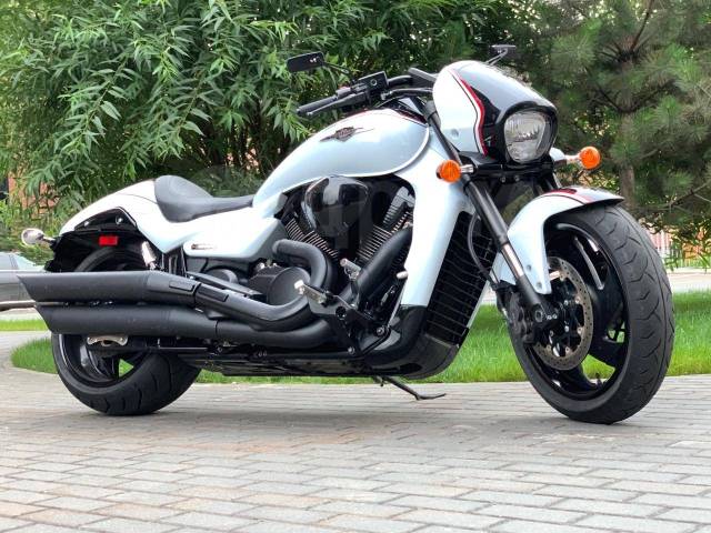 Suzuki Boulevard m109r 2020