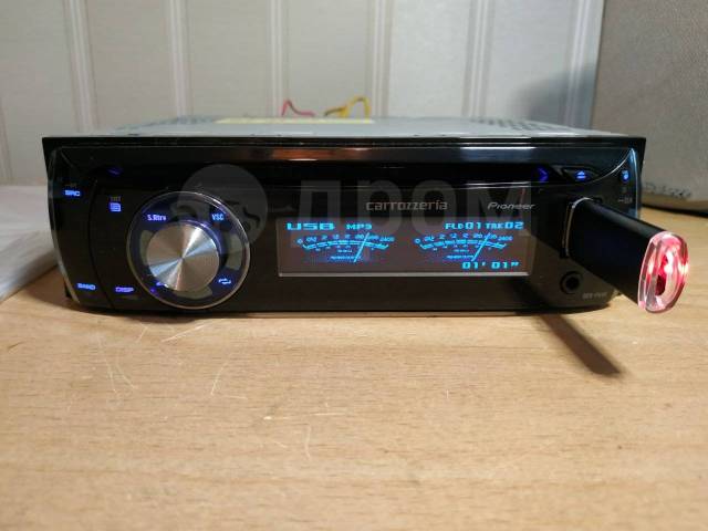 Pioneer Carrozzeria DEH-P640 USB, AUX, iPod, AM/FM, MP3, AAC