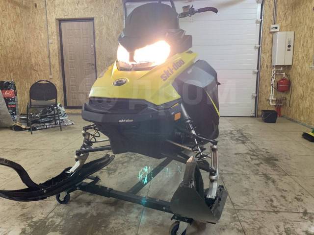 BRP Ski-Doo Summit SP. ,  ,   