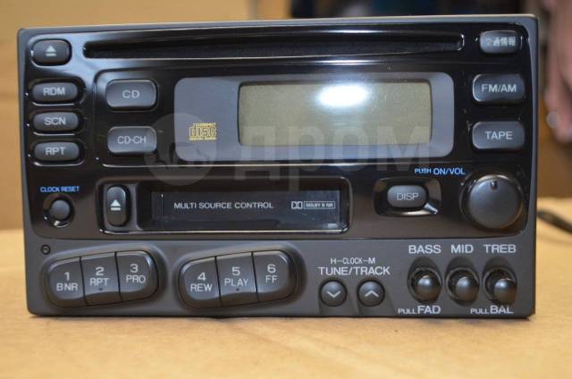 Шаг 1. Отключите магнитолу от источника питания