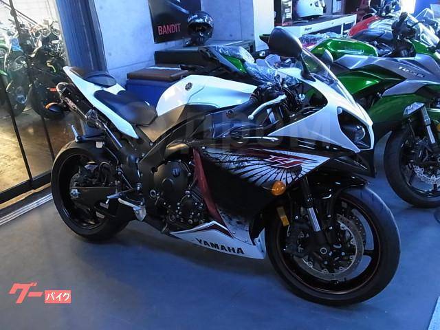 Yamaha YZF-R1. 1 000. ., , ,  .     