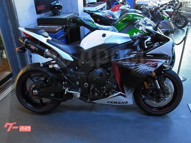 Yamaha YZF-R1. 1 000. ., , ,  .     