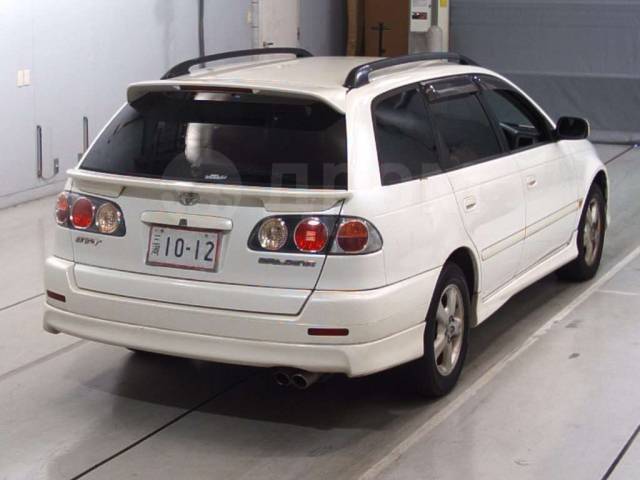 Капот toyota caldina st215