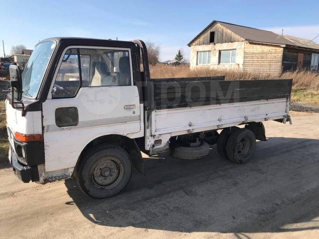 Nissan atlas 1989
