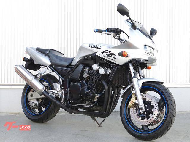 Fz400 yamaha фото