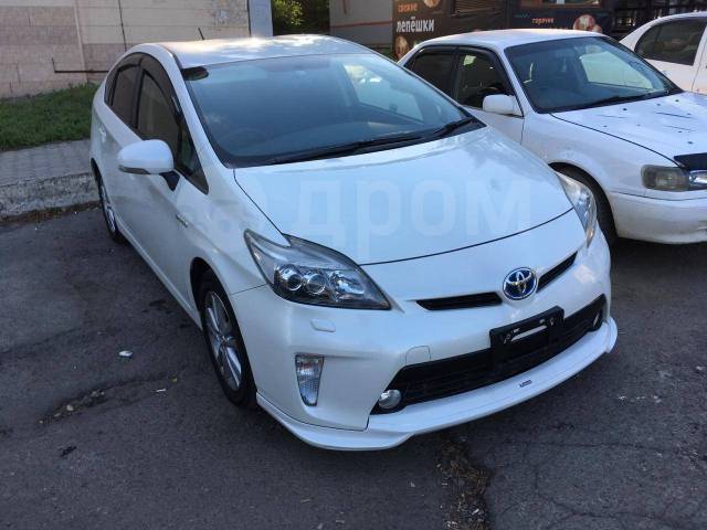 Передня владивосток. Prius 30 передняя губа. Передняя губа на Toyota Prius 30. Губа на Танта Приус 30 моделиста. Стопы zvw30 рестайл.