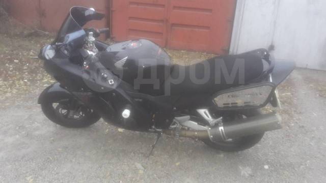 Honda CBR 1100XX. 1 100. ., , ,   