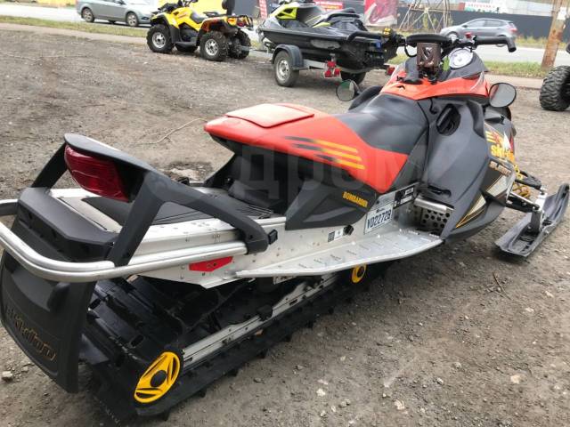 BRP Ski-Doo Summit. ,  ,   