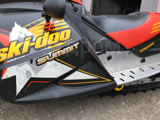 BRP Ski-Doo Summit. ,  ,   