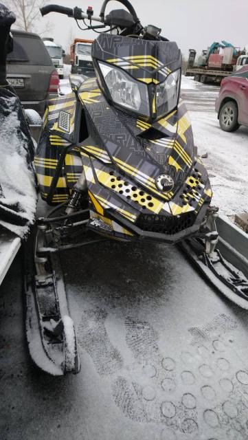 BRP Ski-Doo Summit. ,  ,   