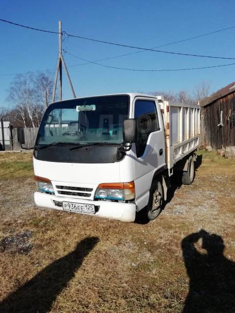 Isuzu elf 1990