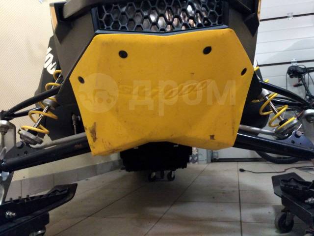 BRP Ski-Doo Summit Everest. ,  ,   