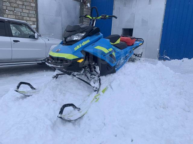 BRP Ski-Doo Summit X.  ,   