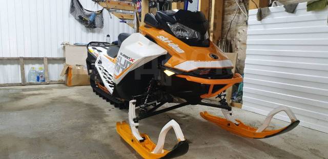 BRP Ski-Doo Summit. ,  ,   