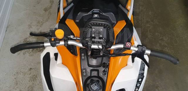 BRP Ski-Doo Summit. ,  ,   