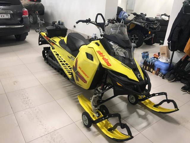 BRP Ski-Doo Summit X T3. ,  ,   