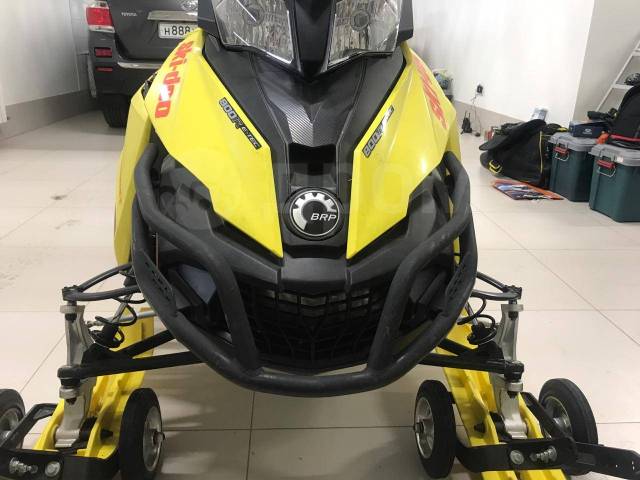 BRP Ski-Doo Summit X T3. ,  ,   