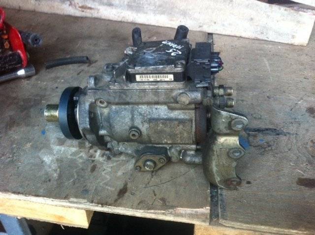 Купить ТНВД Ниссан НП 300 в Санкт-Петербурге