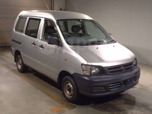 Toyota Town Ace van 2007