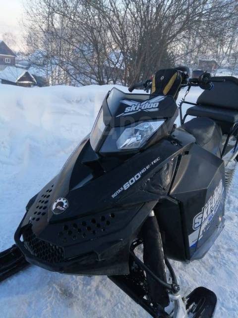 BRP Ski-Doo Summit. ,  ,   