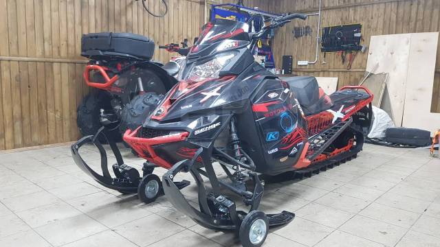 BRP Ski-Doo Summit. ,  ,   