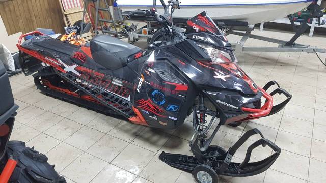 BRP Ski-Doo Summit. ,  ,   