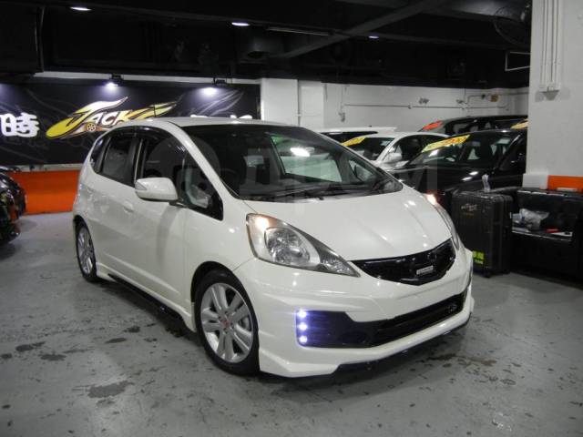 Honda fit rs. Honda Fit ge8 Mugen. Honda Fit RS ge8. Honda Fit ge6 2010. Honda Fit 2010 Mugen.