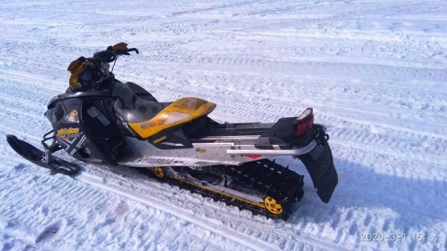 BRP Ski-Doo Summit. ,  ,   