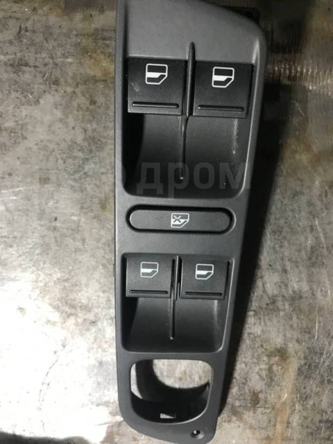 блок кнопок стеклоподъемников volkswagen tiguan 07 - Главное фото