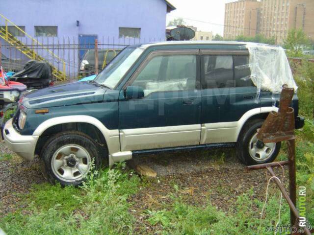 Suzuki escudo td11w