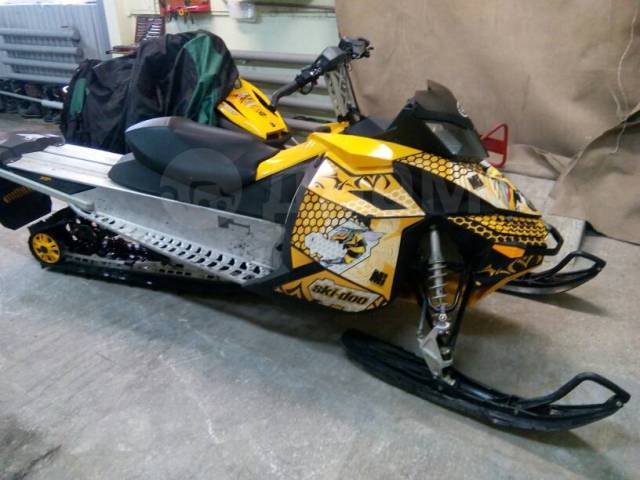 BRP Ski-Doo Summit. ,  ,   