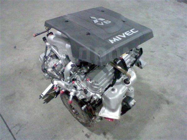 Mitsubishi pajero двигатель 3. Двигатель Mitsubishi Pajero 3.8 6g75. 6g75 Pajero 4. Митсубиси Паджеро 4 3.8 6g75. Мицубиси Паджеро 4 3. 8 двигатель.
