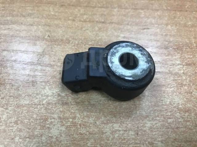 Датчик детонации 21214. Датчик детонации chevrolet niva. Датчик детонации нива chevrolet. Датчик детонации нива шевроле. Датчик детонации нива 21213.