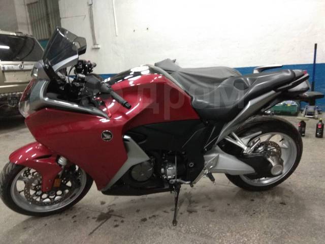 Honda VFR 1200F. 1 200. ., , ,   