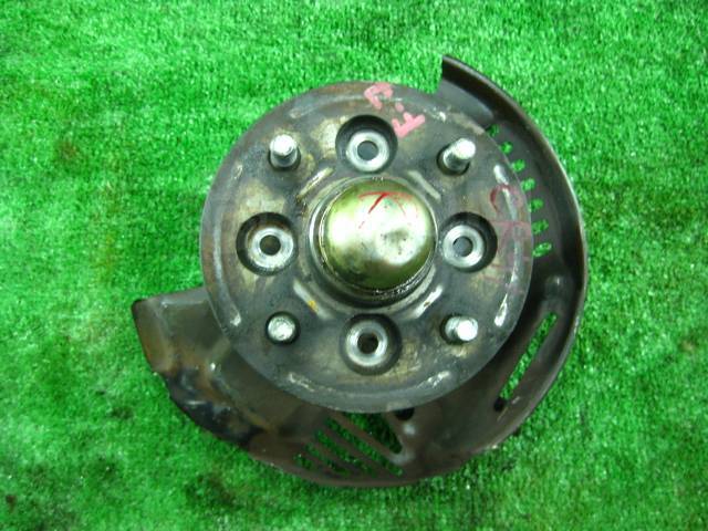 Кулак передний toyota hilux 1990. Ступица таун айс ноах. Ступица таун айс ноах. Ступица таун айс. Ступица таун айс ноах.