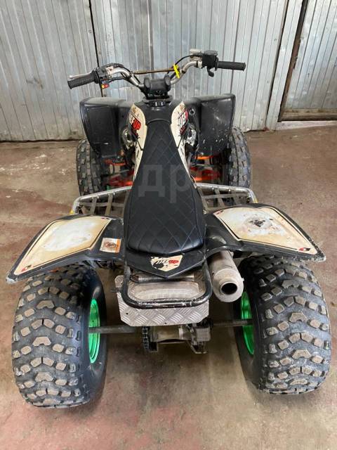 Yamaha YFZ 450. ,  \,   