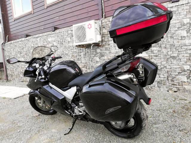 Honda VFR 800F. 800. ., , ,  .     