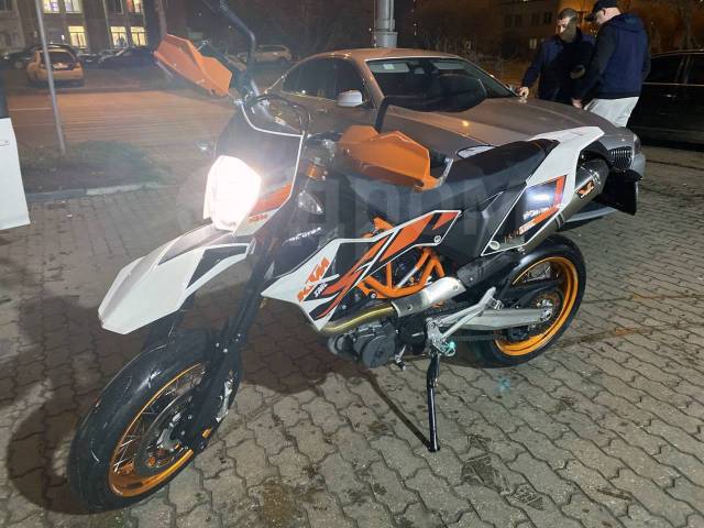 Мотард KTM 690 SMC