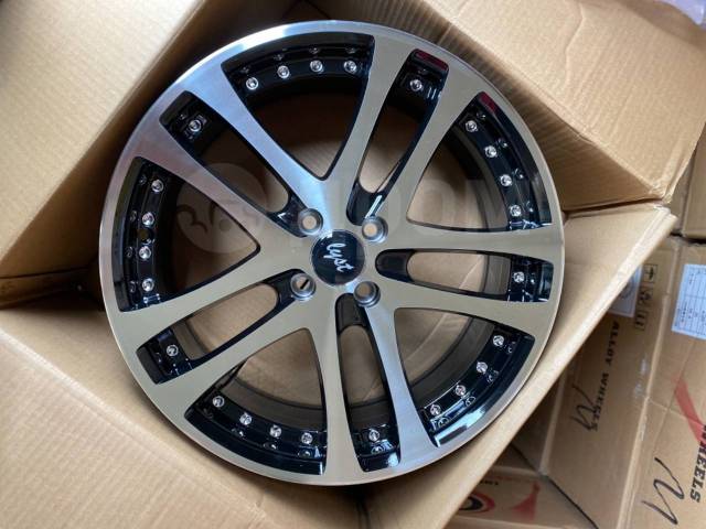 Новые диски на ВАЗ Рельсы, 15", 1 шт, 4x98, литой, 58,6 мм. 4 шт, новый ...
