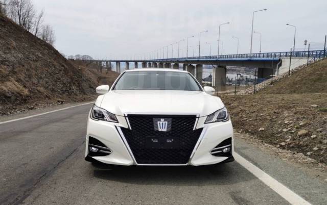 Toyota Crown 210 athlete sense brand