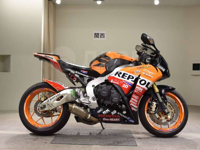 Honda CBR 1000RR Fireblade. 1 000. ., , ,  .     