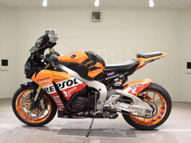 Honda CBR 1000RR Fireblade. 1 000. ., , ,  .     