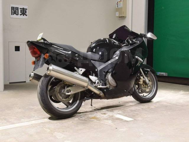 Honda CBR 1100XX. 1 100. ., , ,  .     