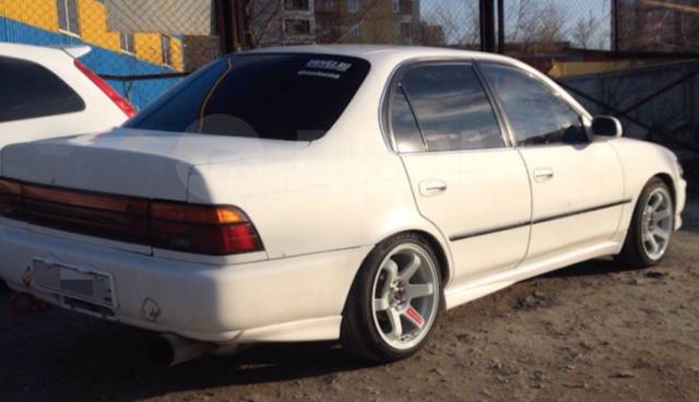 Пороги toyota corolla ae100