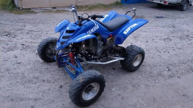 Yamaha Raptor 660. ,  \,   