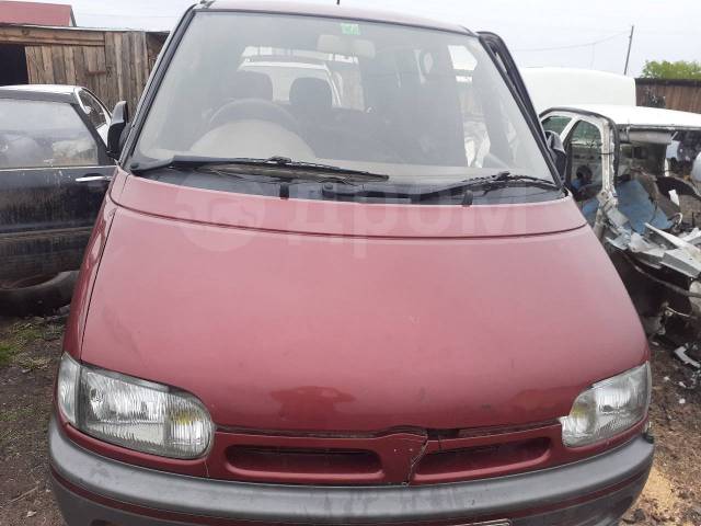 Nissan serena 1992